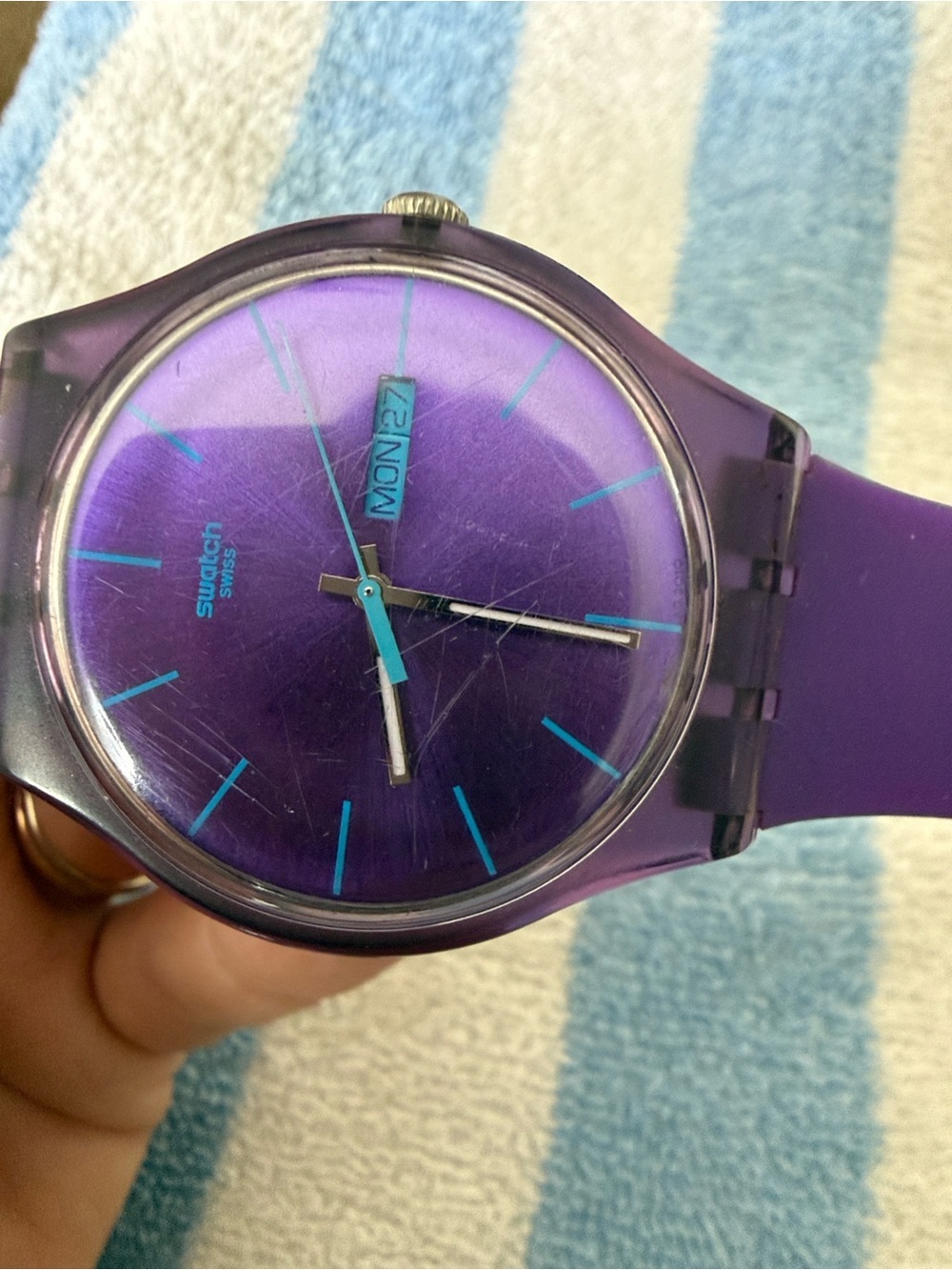 Unisex Swatch Brand Watch - Picture 5 of 5